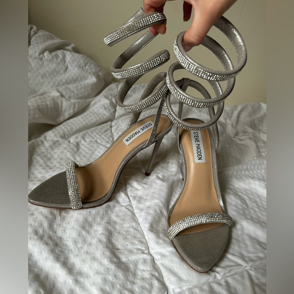 STEVE MADDEN HEELS shiny diamond
